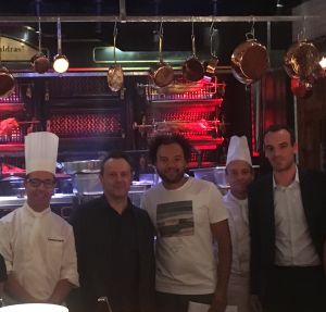 Fabrice Eboué au restaurant narbonnais Les Grands Buffets
