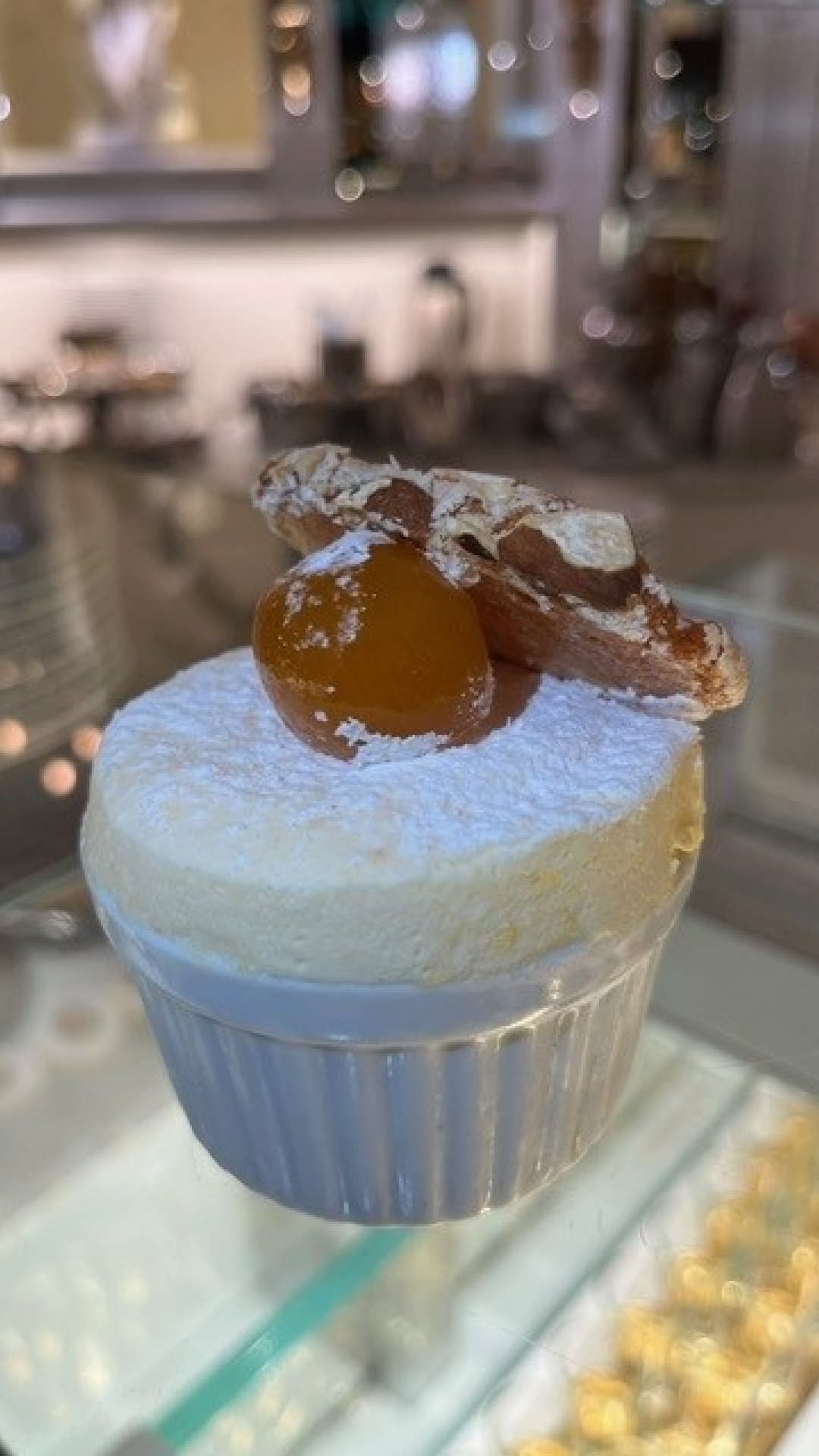 <p>Le soufflé glacé au Grand Marnier<br />
Guide culinaire A. Escoffier, édition 1907<br />
Recette page 1184</p>
