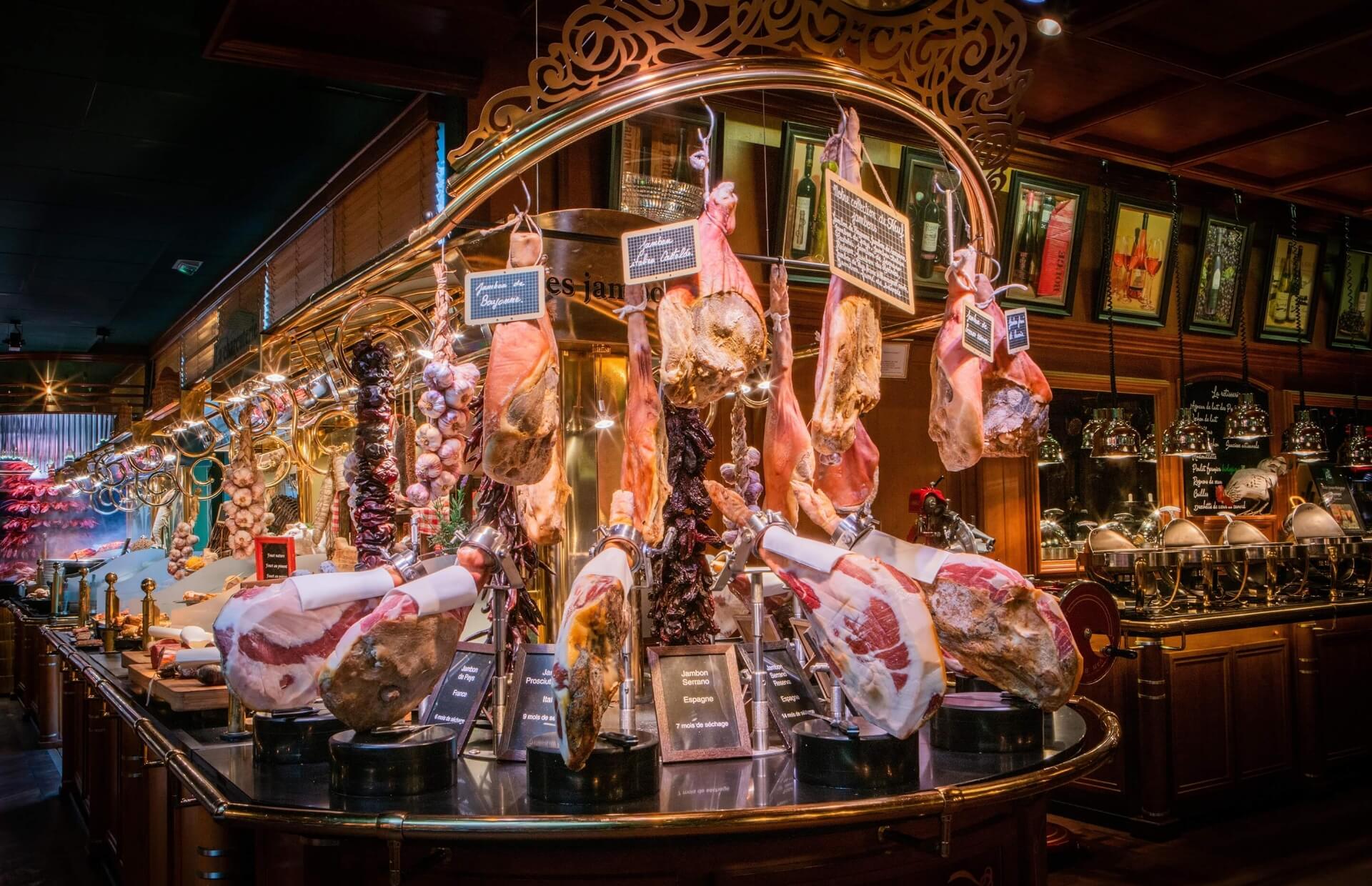 buffet terrines et charcuterie du restaurant à volonté Les Grands Buffets Narbonne
